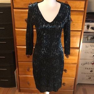 Karen Kane lined velvet dress size small